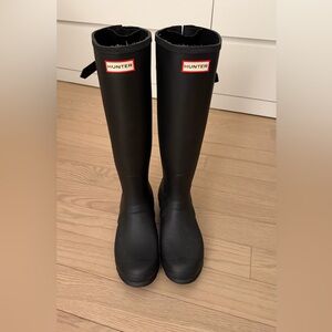 Hunter Classic Black Rain Boots